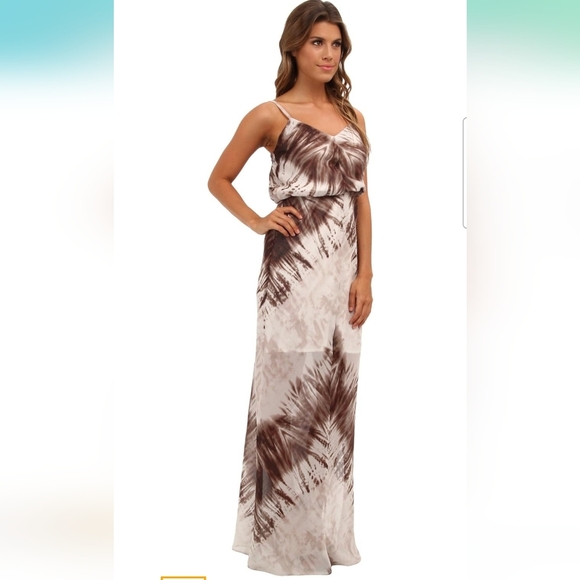 Vince Camuto Women's Printed Blouson Maxi Dress Size 2 - Picture 2 of 11